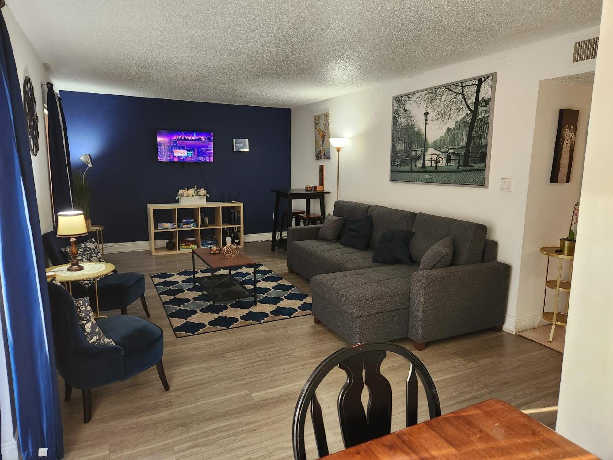 Centauri Vacation Rentals Beautiful 2-Bedroom Condo, Near All Orlando Attractions, Free Parking & Wi-Fi, King Bed Eksteriør bilde